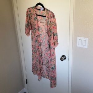 Floral light/see-through longer cardigan (shirley by Llr)